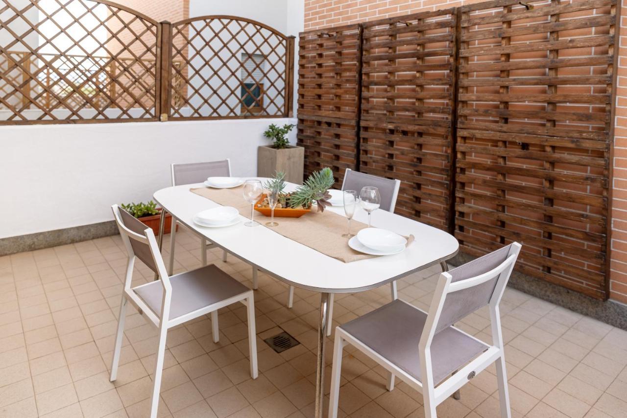 Loft Con Terrazzo - 3 Min Dalle Autostrade By FollowgreenhouseŘím Exteriér fotografie